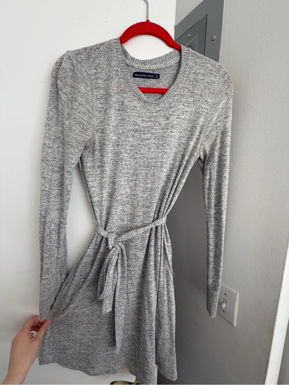 Abercrombie & Fitch Light Gray Long Sleeve Tie-Waist Knit Dress
